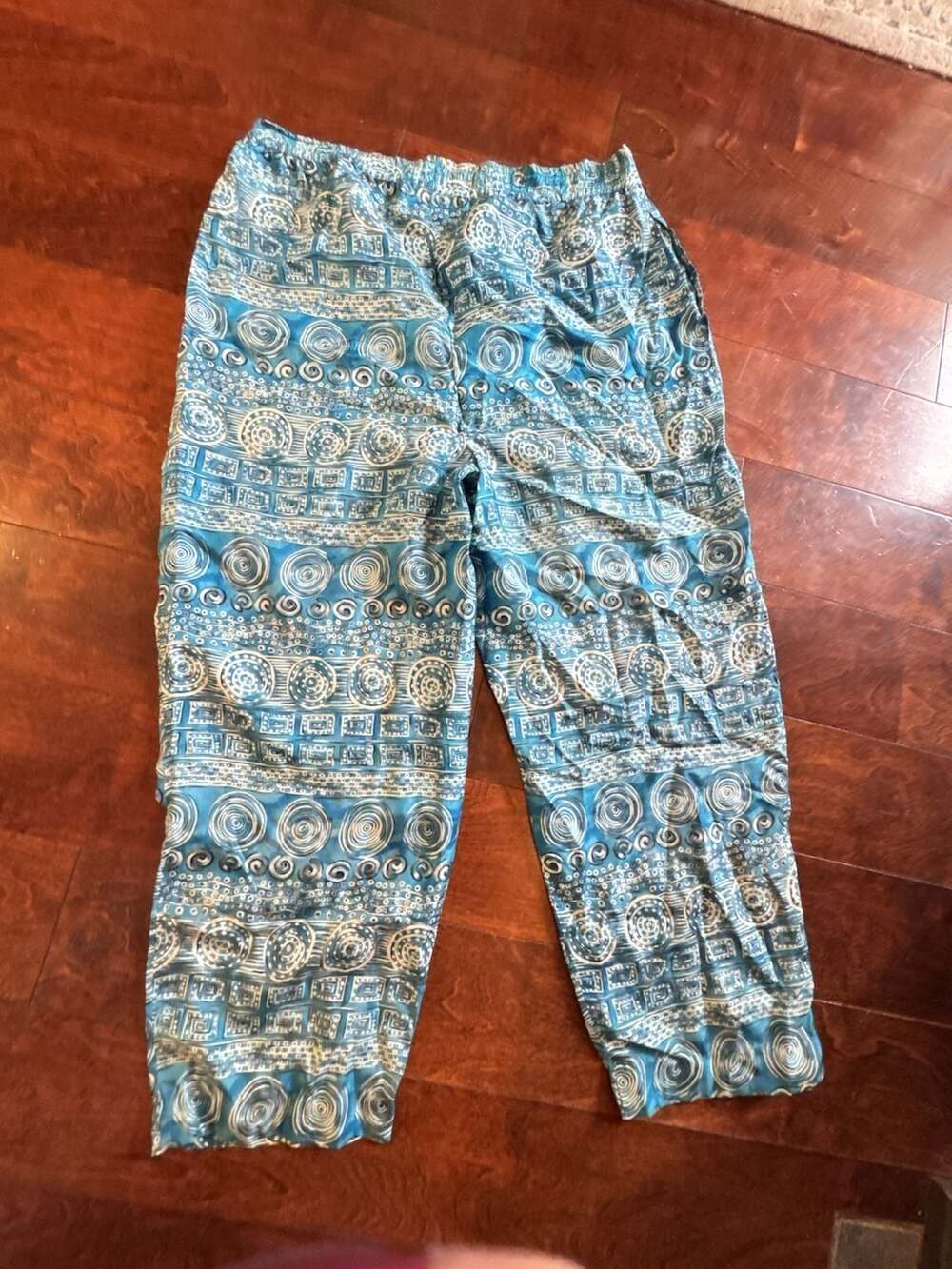Carole Little 100% silk loose capri boho
